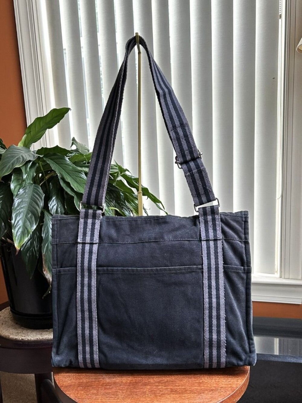 HERMES Toile Fourre-Tout Besace Messenger MM, Black, Gray - Picture 5 of 15